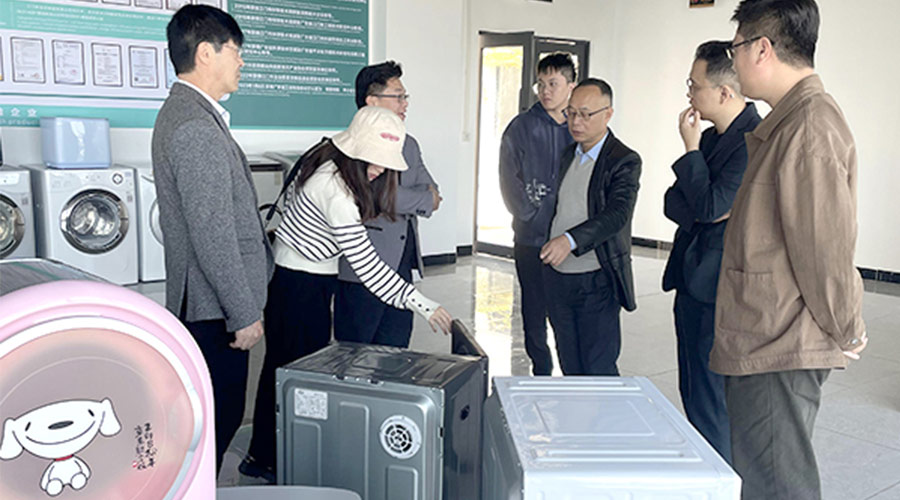再續(xù)前緣！客戶遠(yuǎn)道而來(lái)到訪金環(huán)電器洽談滾筒干衣機(jī)合作