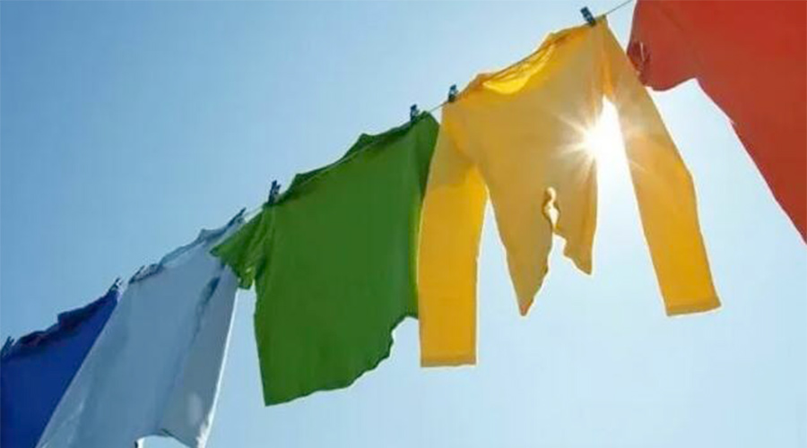 家用衣服烘干機(jī)與太陽晾曬干衣相比，哪種更節(jié)省能源？