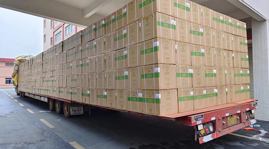 場(chǎng)面壯觀！國內(nèi)某知名品牌客戶2000臺(tái)波輪洗衣機(jī)高效裝柜完畢