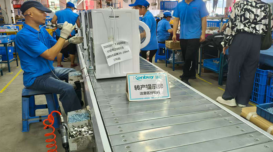 首檢把關(guān)，生產(chǎn)過(guò)程的質(zhì)量環(huán)節(jié)