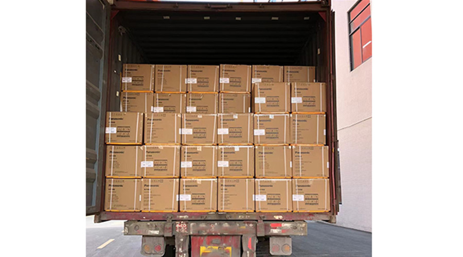 國內(nèi)知名品牌客戶裝柜完畢！順利發(fā)貨！